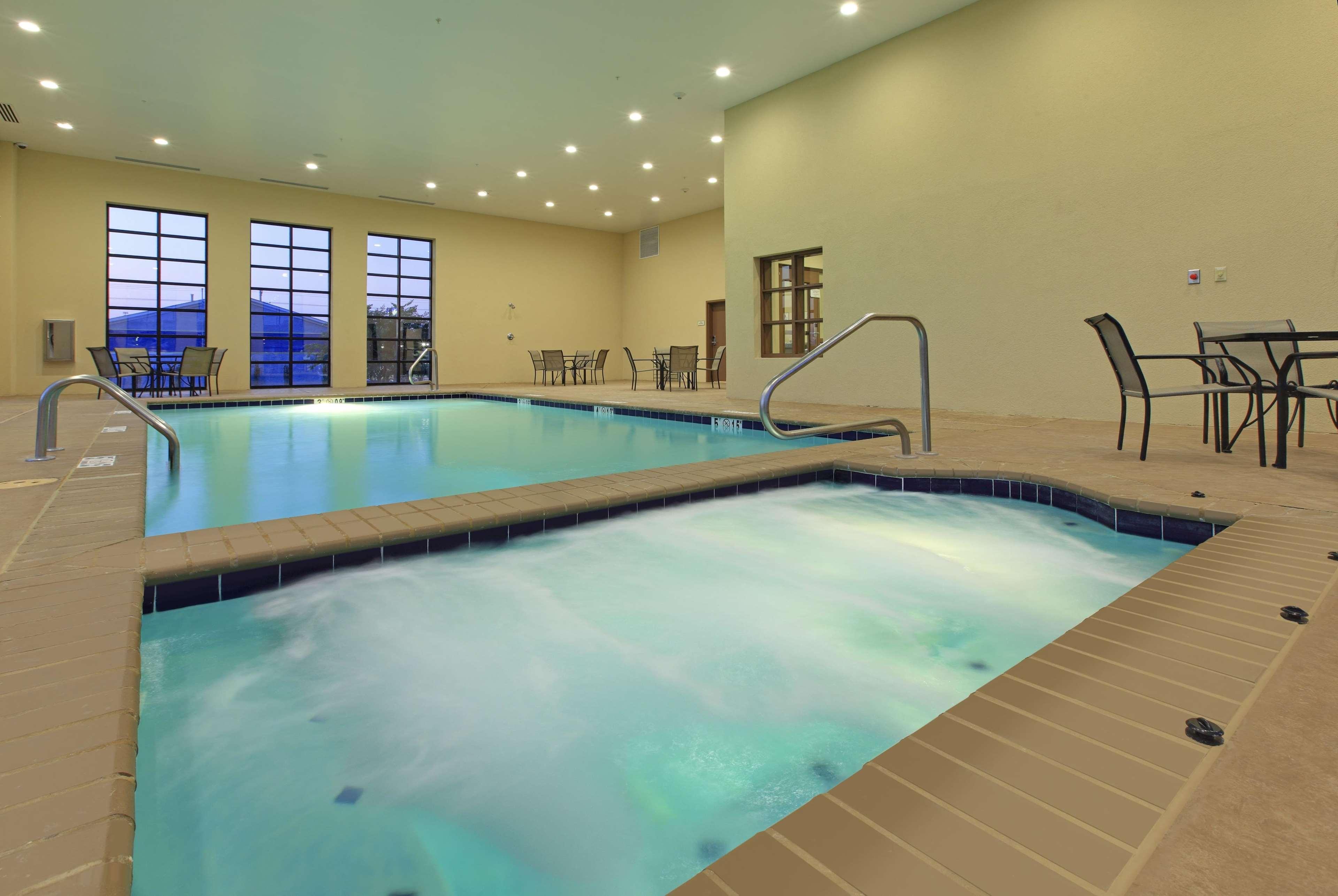 מלון La Quinta By Wyndham Memphis Wolfchase מראה חיצוני תמונה