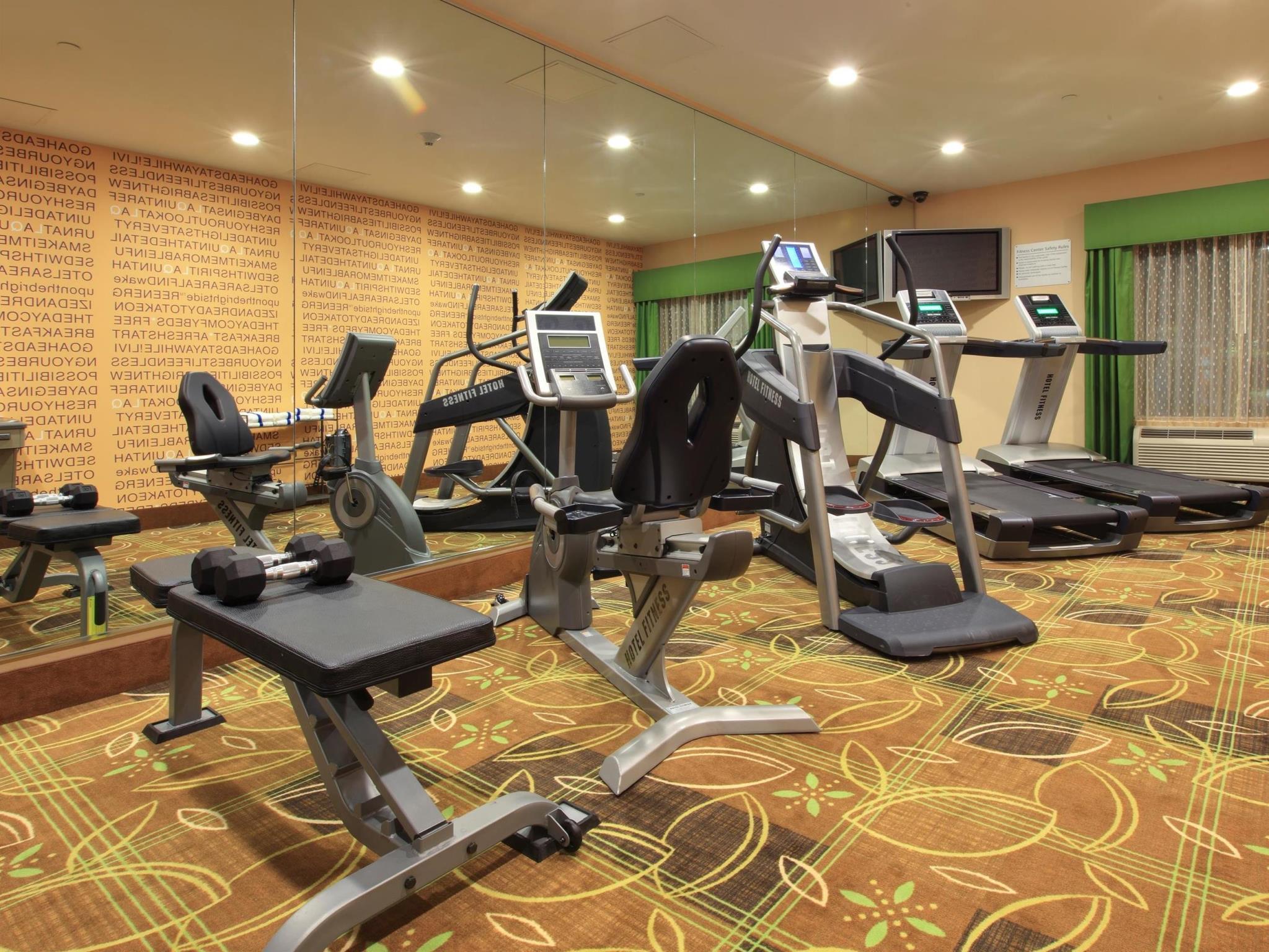 מלון La Quinta By Wyndham Memphis Wolfchase מראה חיצוני תמונה