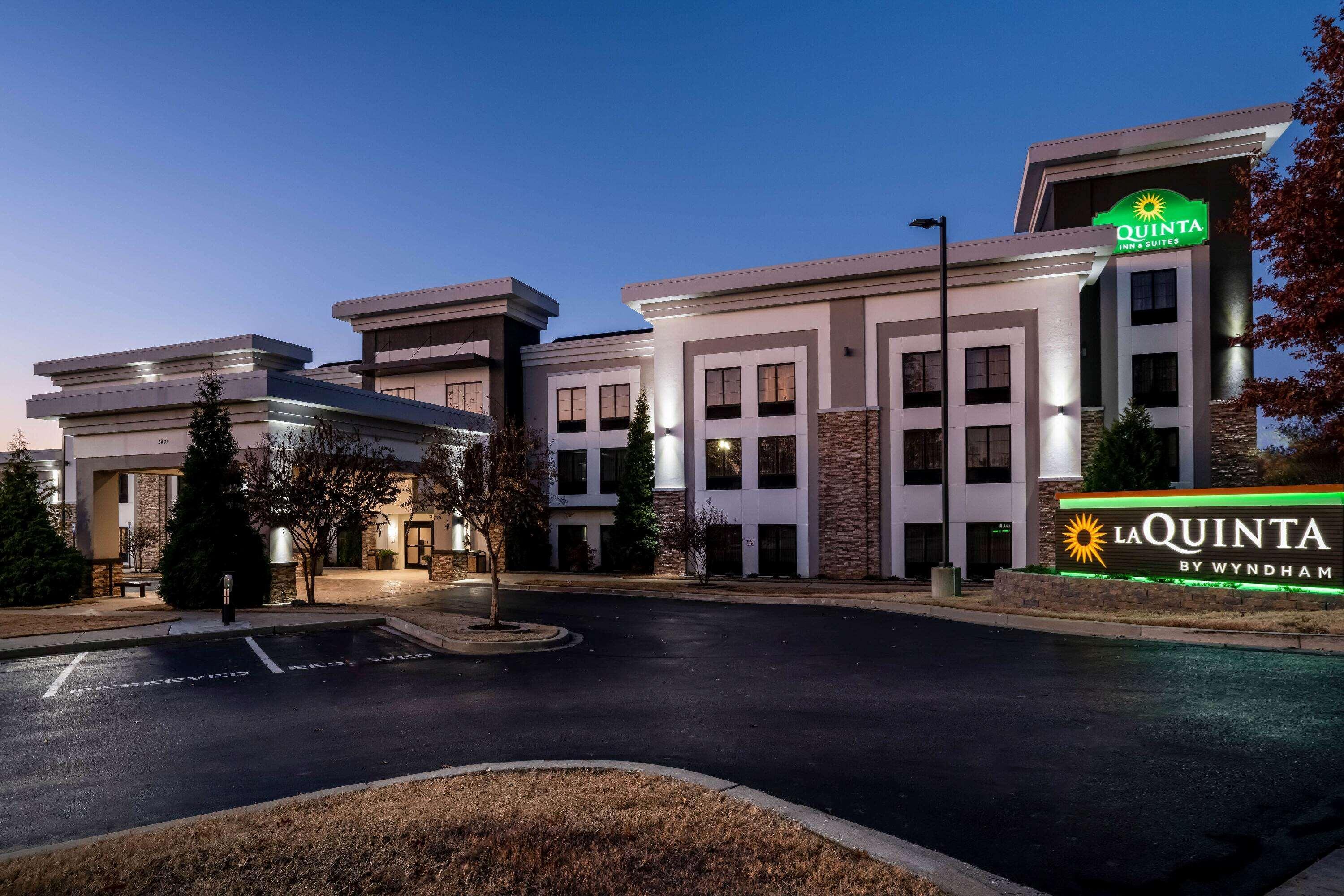 מלון La Quinta By Wyndham Memphis Wolfchase מראה חיצוני תמונה