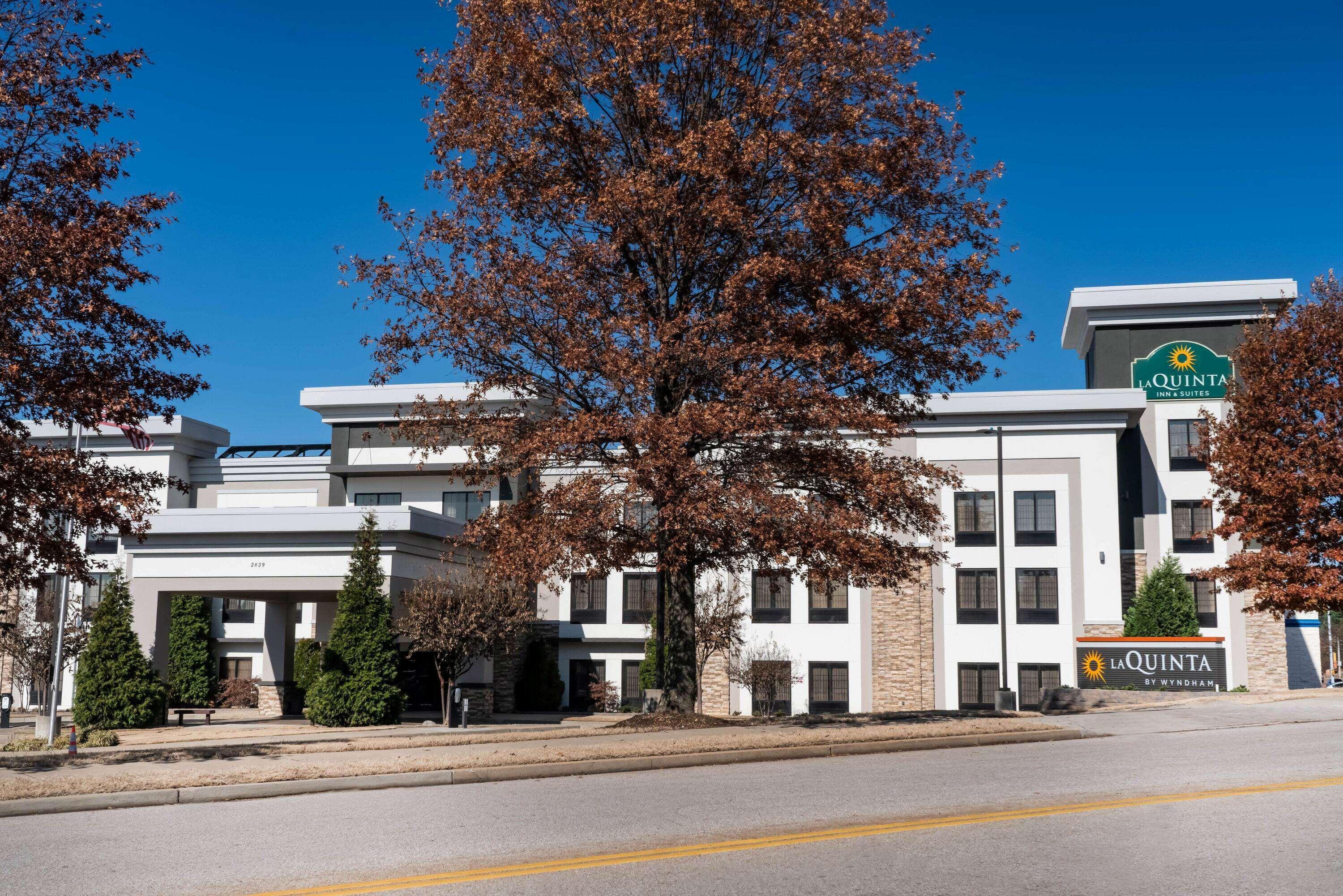 מלון La Quinta By Wyndham Memphis Wolfchase מראה חיצוני תמונה